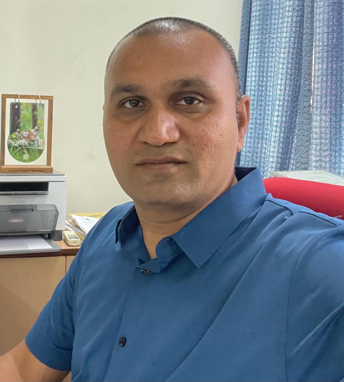 Shri. Nitesh Deogade